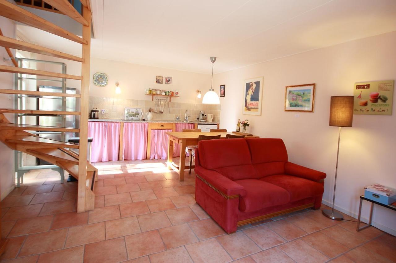 Le Moulin De Pensol - Gites Bagian luar foto
