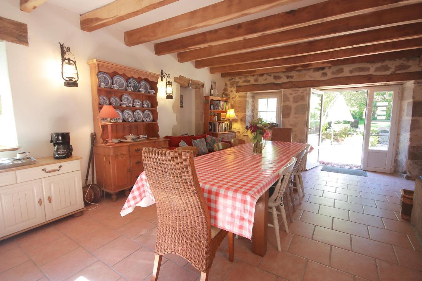 Le Moulin De Pensol - Gites Bagian luar foto
